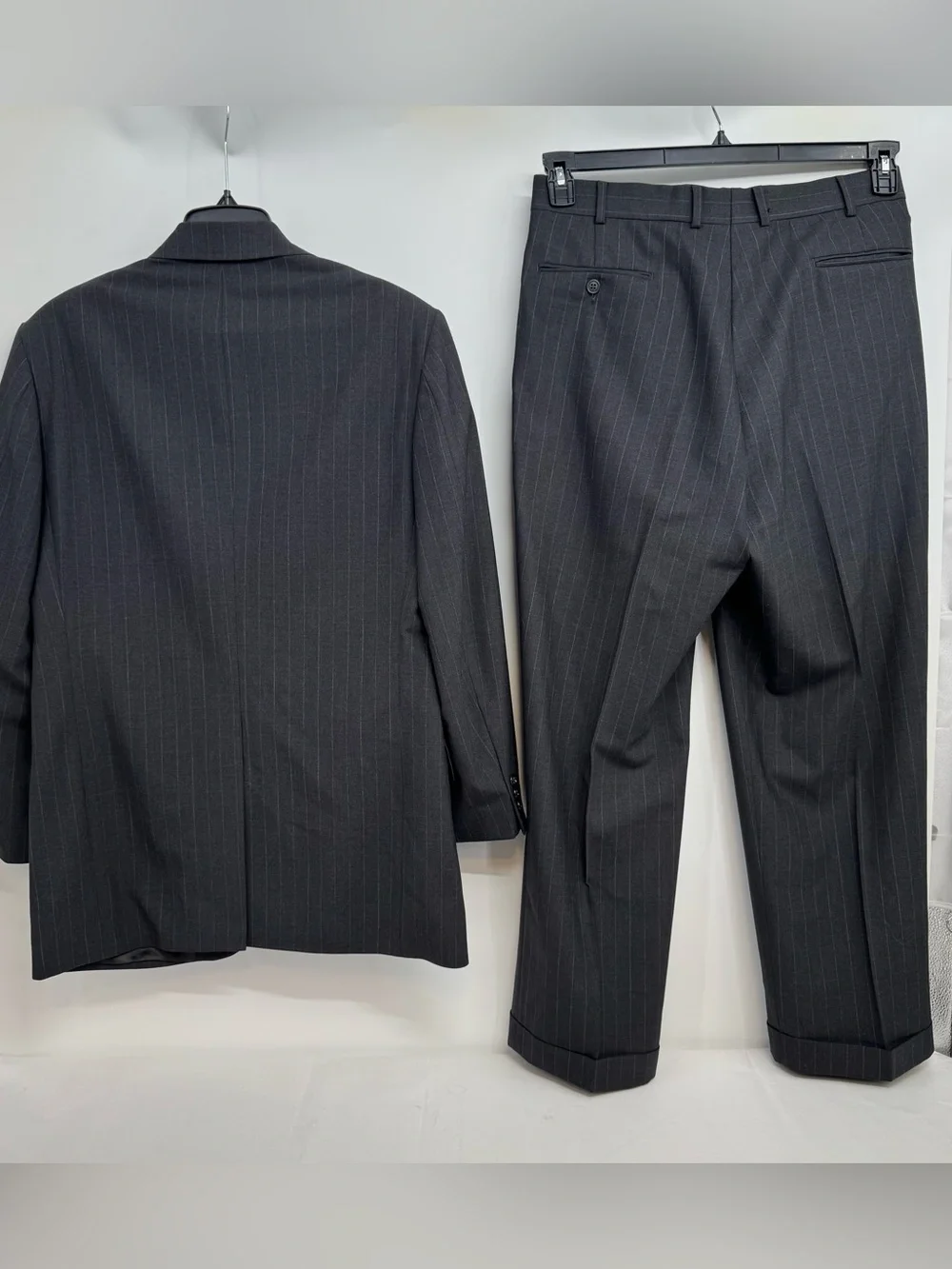 Brooks Brothers 2 Piece Suit 38R 32x29 Gray Striped Wool